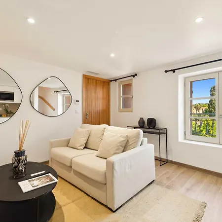 شقة Modern Flat -1bdr 4p- *