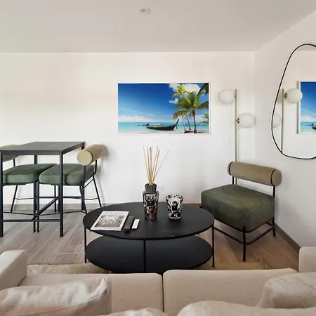 Modern Flat -1bdr 4p-
